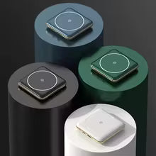 PowerMag 30K powerbank i alla fyra färger - svart, vit, blå och grön