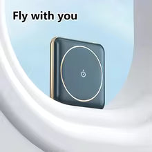 PowerMag 30K magnetisk powerbank 30000mAh med elegant design och Fly with you text